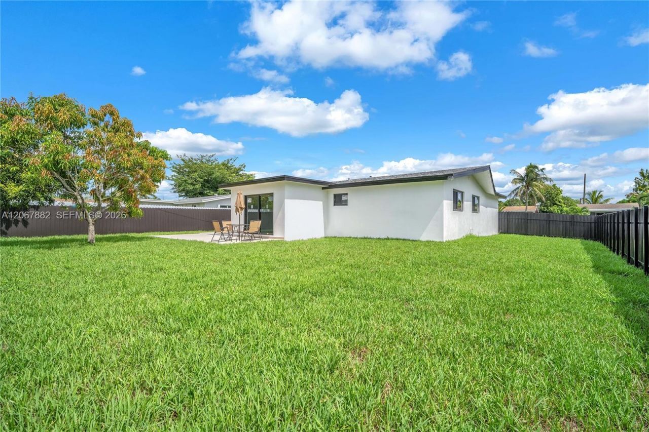 2840 SW 5th St, Fort Lauderdale, FL 33312 Photo