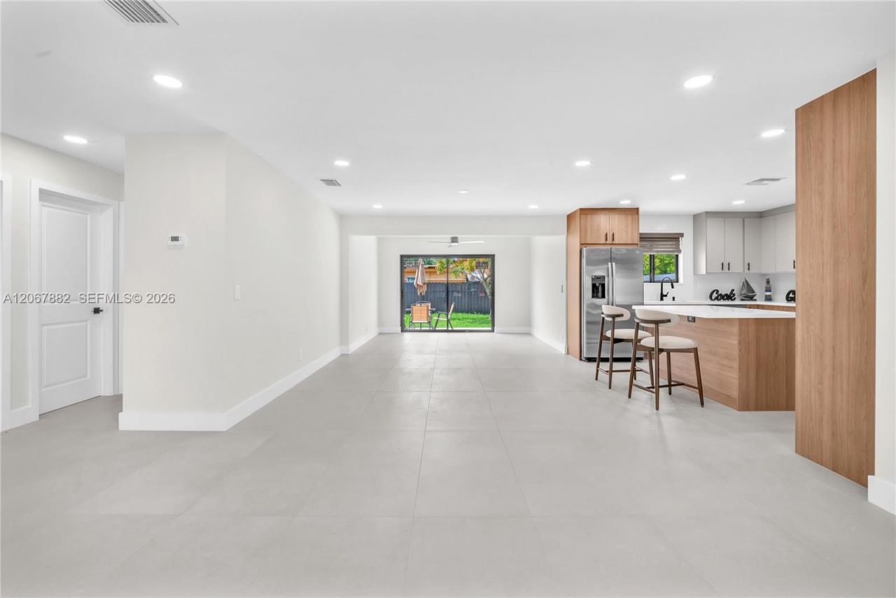 2840 SW 5th St, Fort Lauderdale, FL 33312 Photo