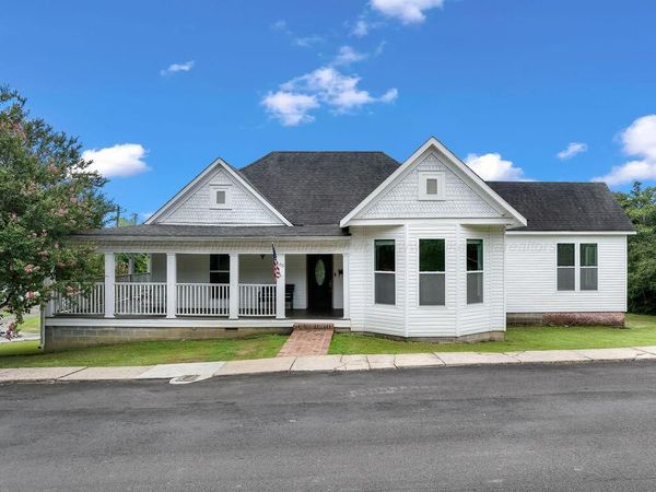 105 STEVENS St, Cordova, AL 35550