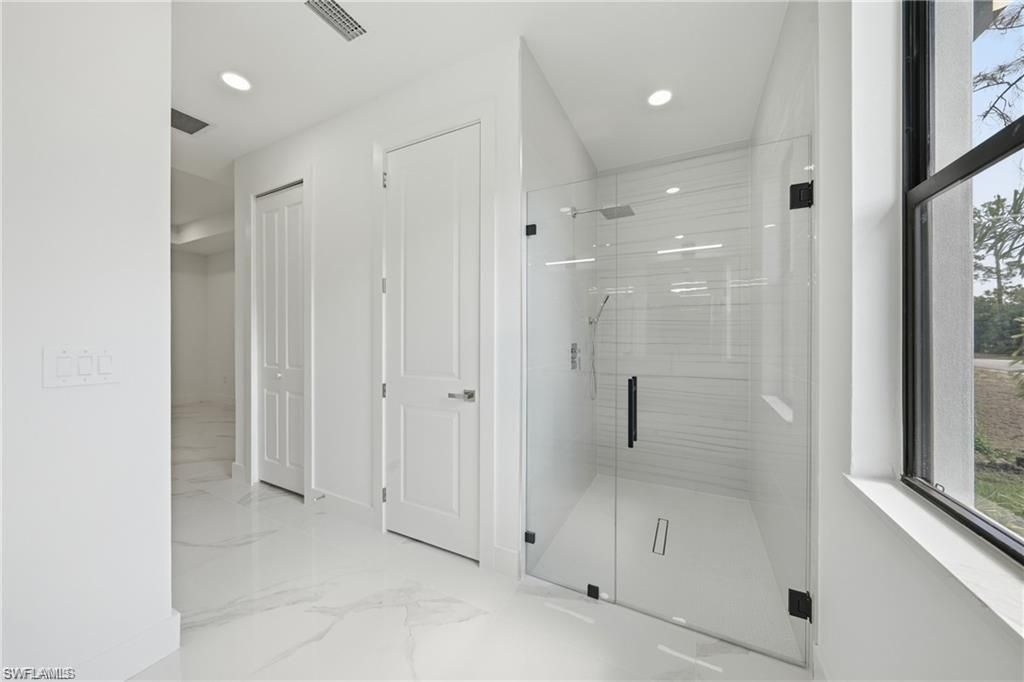 303 Mcarthur Ave , Lehigh Acres, FL 33936 Photo