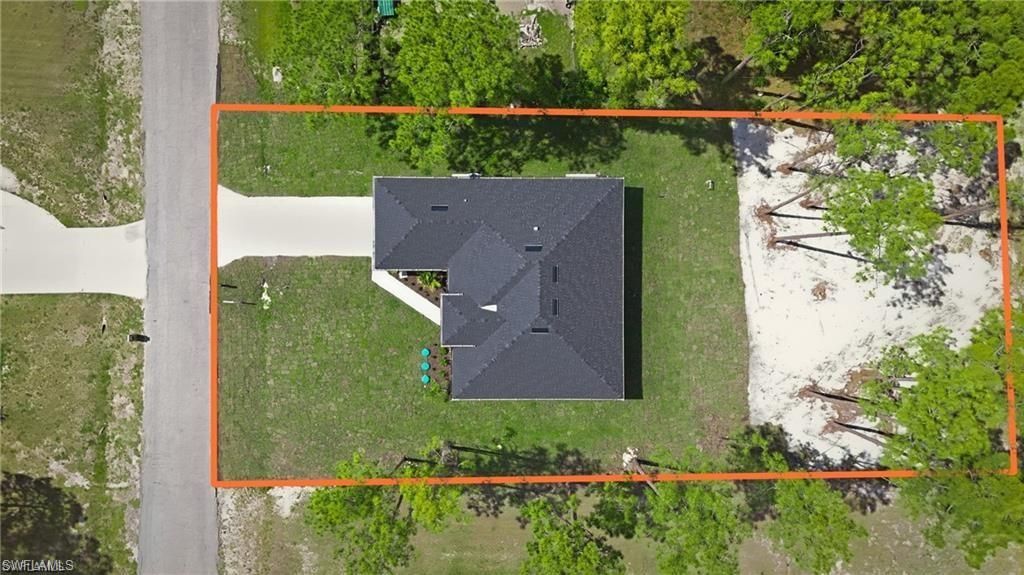 303 Mcarthur Ave , Lehigh Acres, FL 33936 Photo