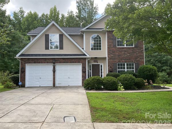 935 Wind Carved Lane, Monroe, NC 28110