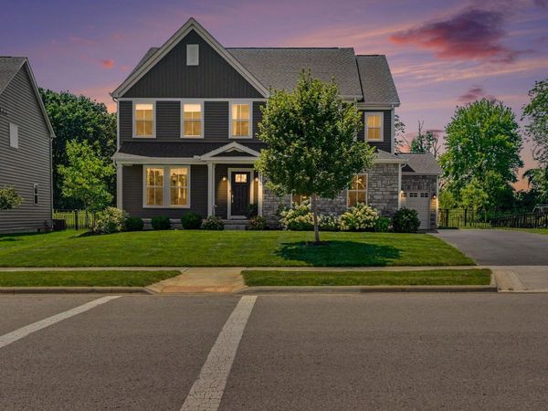 5579 Scotch Woods Drive , Grove City, OH 43123