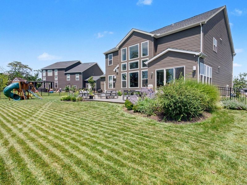 5579 Scotch Woods Drive, Grove City, OH 43123 Photo 39