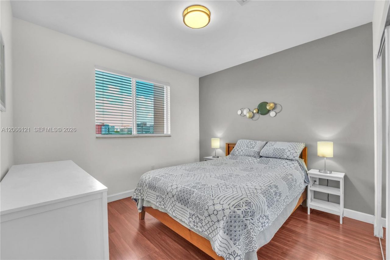 2280 SW 32nd Ave , Unit 403, Miami, FL 33145 Photo
