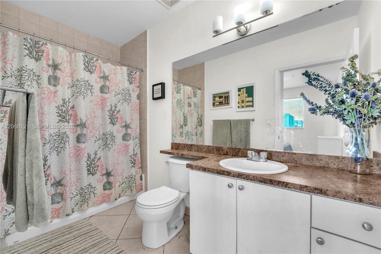 2280 SW 32nd Ave , Unit 403, Miami, FL 33145 Photo