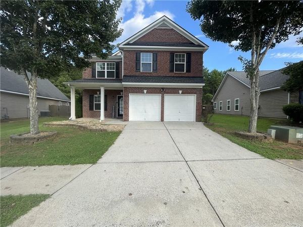 131 Birch Street , Hiram, GA 30141