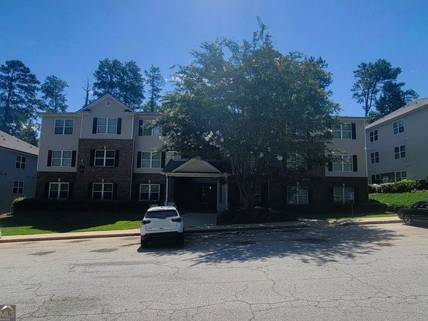 2204 Fairington Village Drive, Lithonia, GA 30038