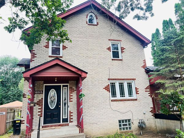 18515 Salem Street, Detroit, Mi 48219