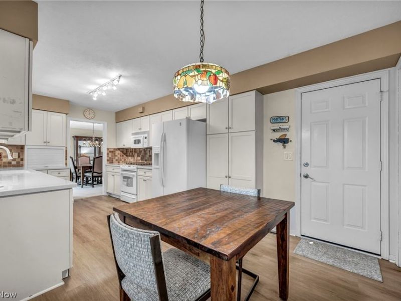 42 Pond Drive, Rocky River, OH 44116 Photo 14