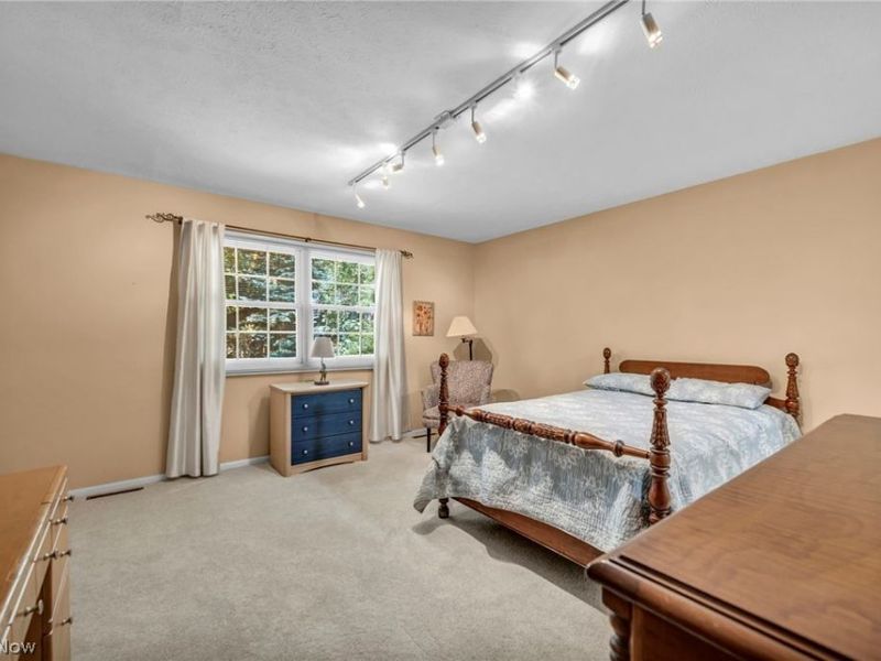42 Pond Drive, Rocky River, OH 44116 Photo 31
