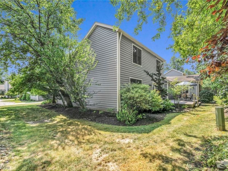 42 Pond Drive, Rocky River, OH 44116 Photo 38
