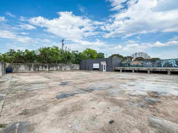 4601 NW 17th Ave, Miami, FL 33142