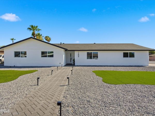 1609 E Glencove Street, Mesa, AZ 85203