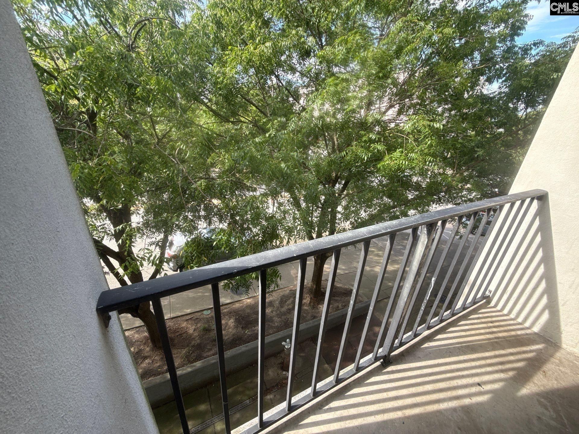 2002 Greene Street  Photo 7