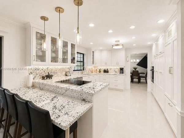 11351 SW 26th St , Miami, FL 33165