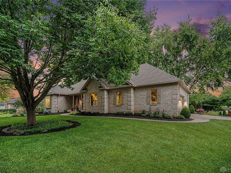 145 Countryside Drive, Troy, OH 45373 Photo 4