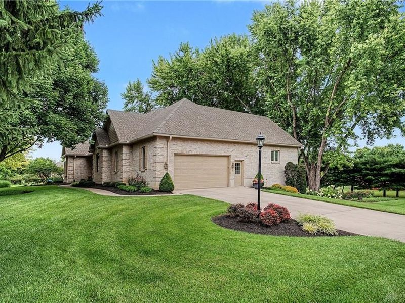 145 Countryside Drive, Troy, OH 45373 Photo 7