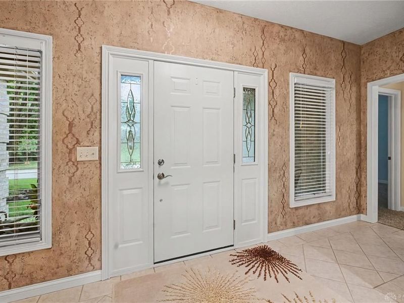 145 Countryside Drive, Troy, OH 45373 Photo 8