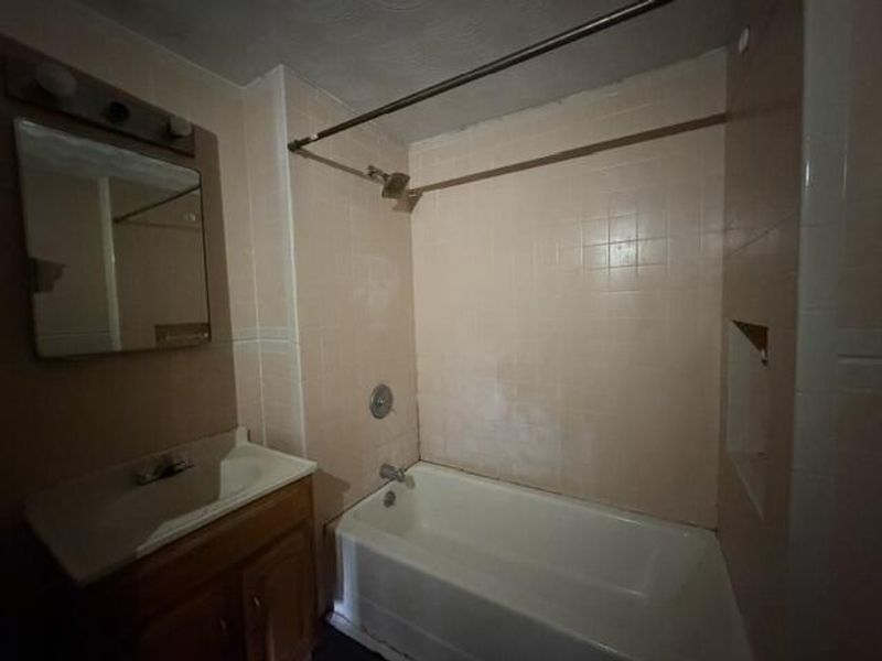 468 E Cecil Street, Springfield, OH 45503 Photo 11