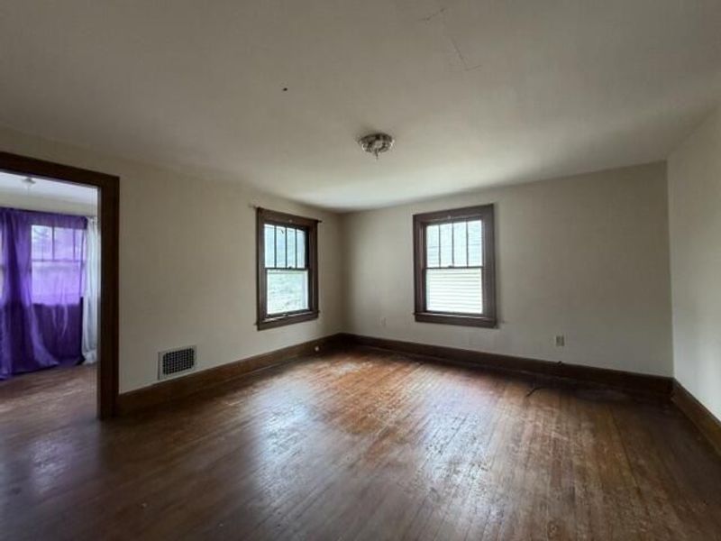468 E Cecil Street, Springfield, OH 45503 Photo 8