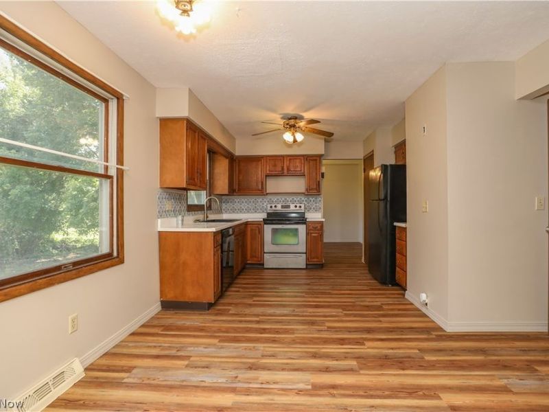 1164 Hartville Road, Atwater, OH 44201 Photo 10