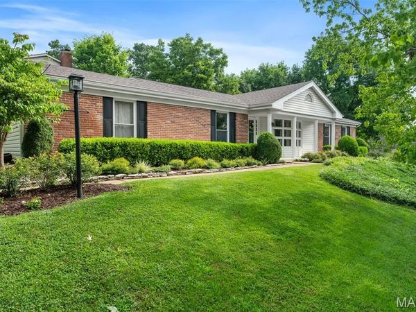 13109 Beaver Dam Road, St Louis, MO 63131