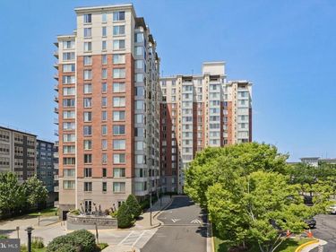 2726 GALLOWS ROAD, Unit 1110, VIENNA, VA 22180