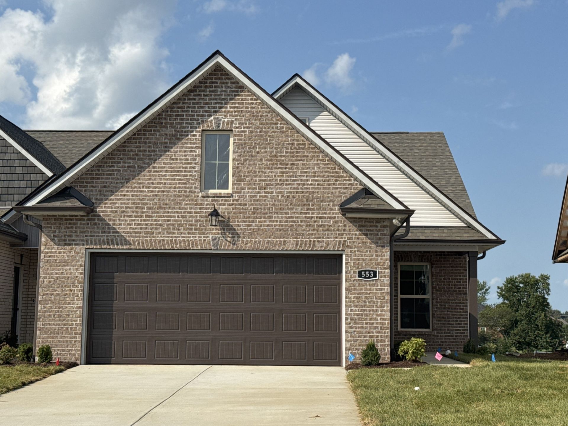553 W Foxrun , Springfield, TN 37172 Main Photo
