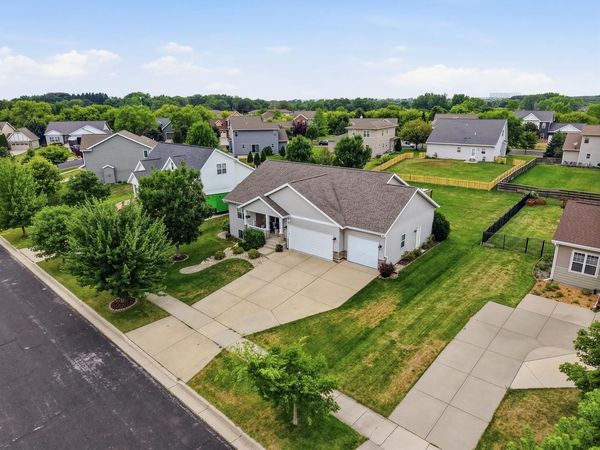 4528 Scenic View Road, Windsor, WI 53598
