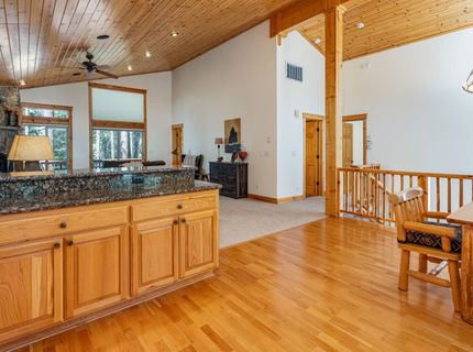 11715 Oslo Drive, Truckee, CA 96161 Photo