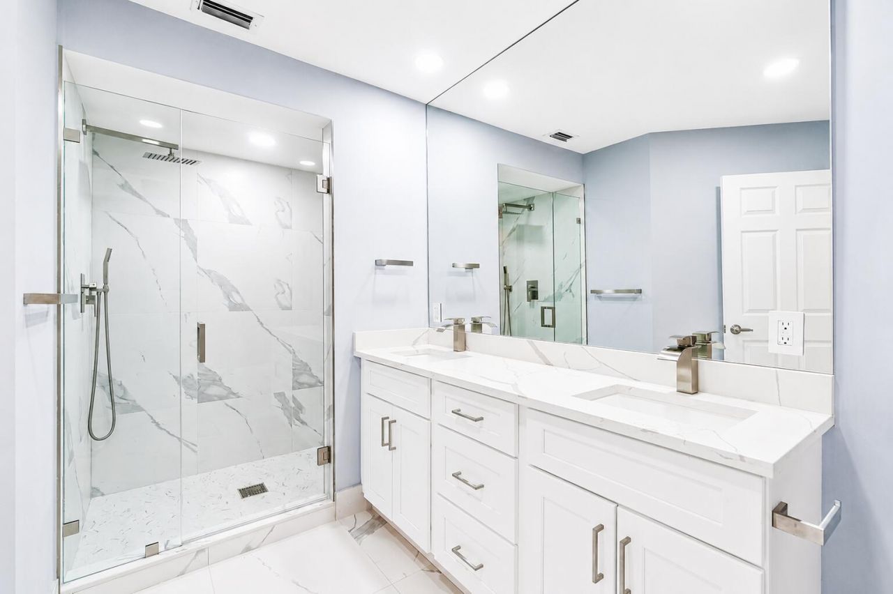 17061 Emile Street, Unit 5, Boca Raton, FL 33487 Photo