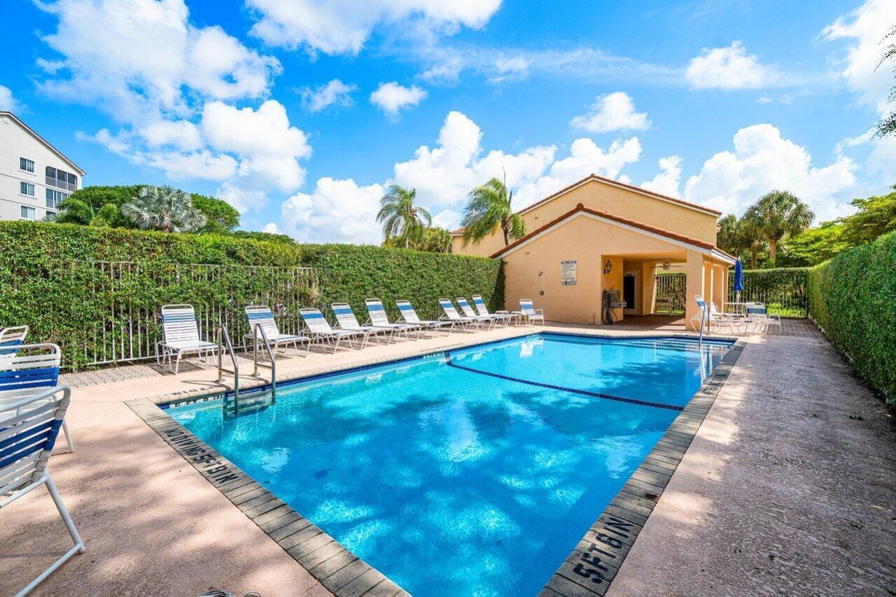 17061 Emile Street, Unit 5, Boca Raton, FL 33487 Photo