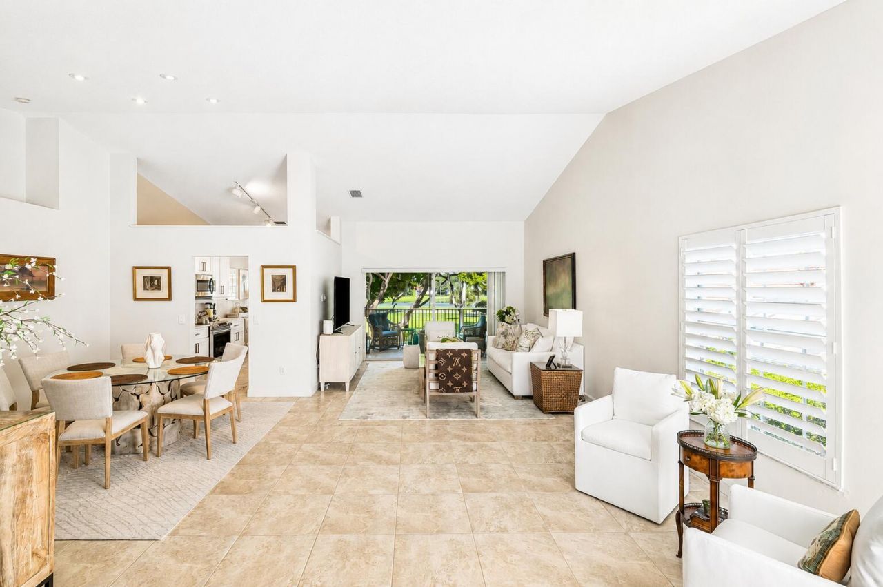 17061 Emile Street, Unit 5, Boca Raton, FL 33487 Photo