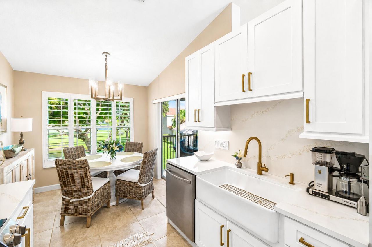 17061 Emile Street, Unit 5, Boca Raton, FL 33487 Photo