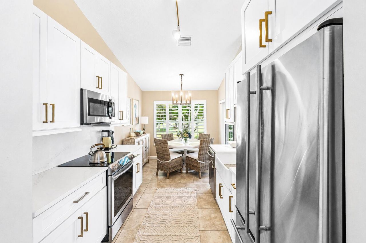 17061 Emile Street, Unit 5, Boca Raton, FL 33487 Photo