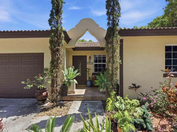20233 SW 85th Court, Cutler Bay, FL 33189