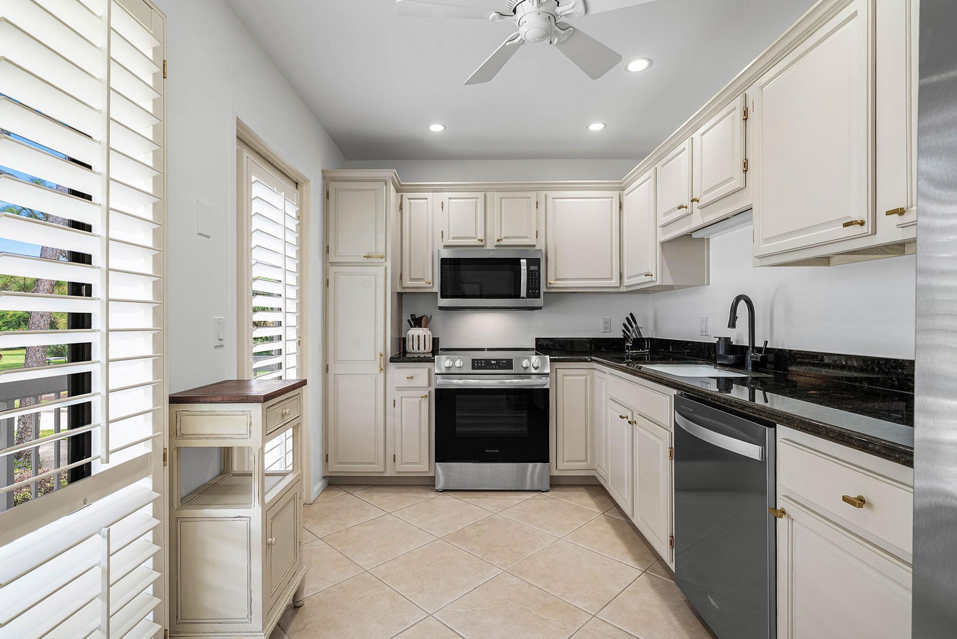 4367 N Quail Ridge Drive N, Unit B, Boynton Beach, FL 33436 Photo