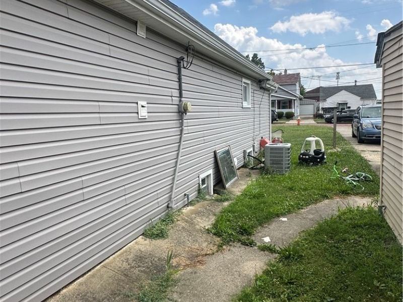 6306 Flowerdale Avenue, Cleveland, OH 44144 Photo 10