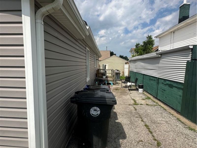 6306 Flowerdale Avenue, Cleveland, OH 44144 Photo 4