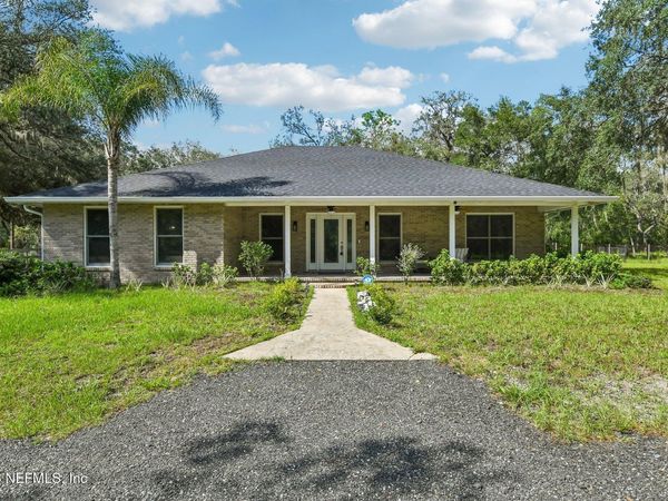 135 PEARSALL Circle, Melrose, FL 32666