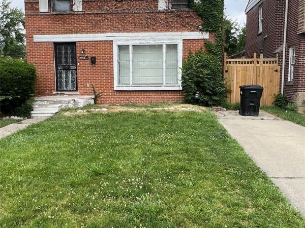 10526 W Outer Drive, Detroit, Mi 48223