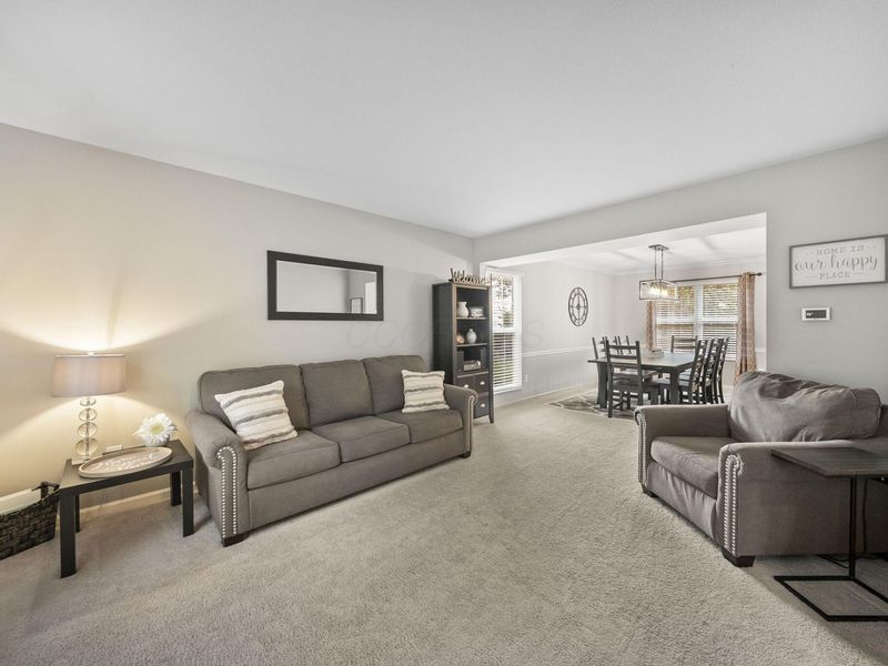 6851 Peachtree Circle, Westerville, OH 43082 Photo 13