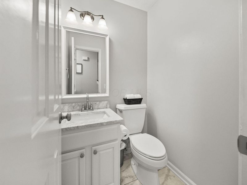 6851 Peachtree Circle, Westerville, OH 43082 Photo 28