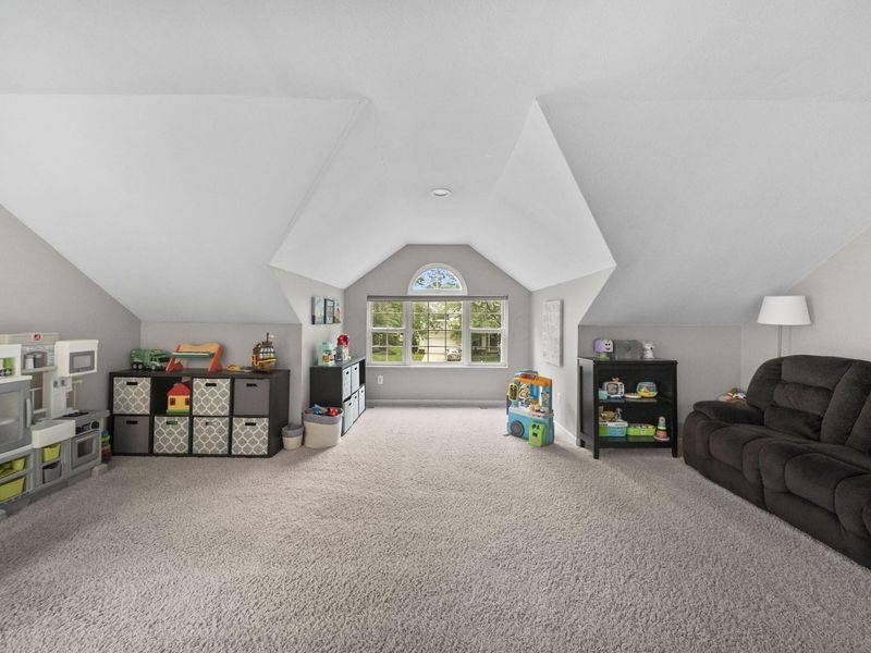 6851 Peachtree Circle, Westerville, OH 43082 Photo 32