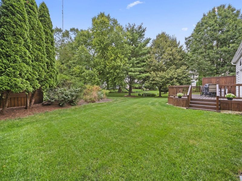 6851 Peachtree Circle, Westerville, OH 43082 Photo 5