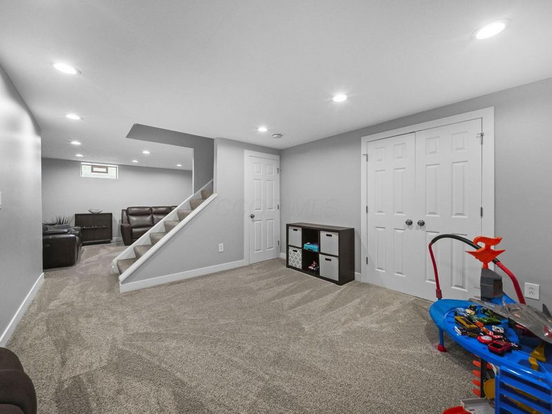 6851 Peachtree Circle, Westerville, OH 43082 Photo 54