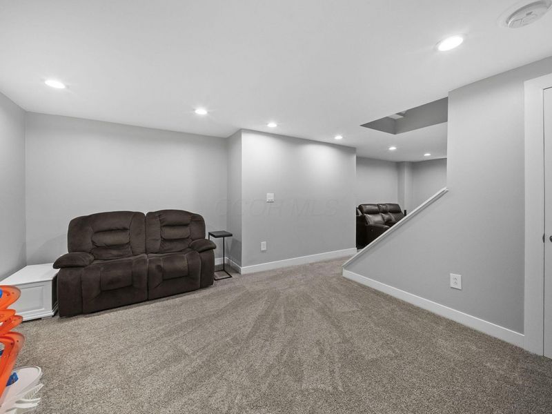 6851 Peachtree Circle, Westerville, OH 43082 Photo 55