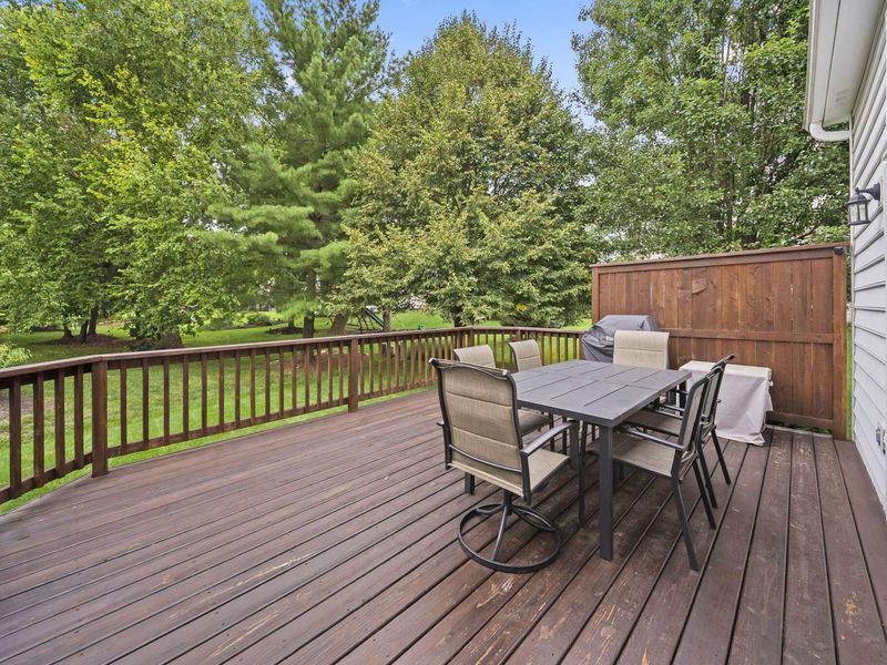 6851 Peachtree Circle, Westerville, OH 43082 Photo 57