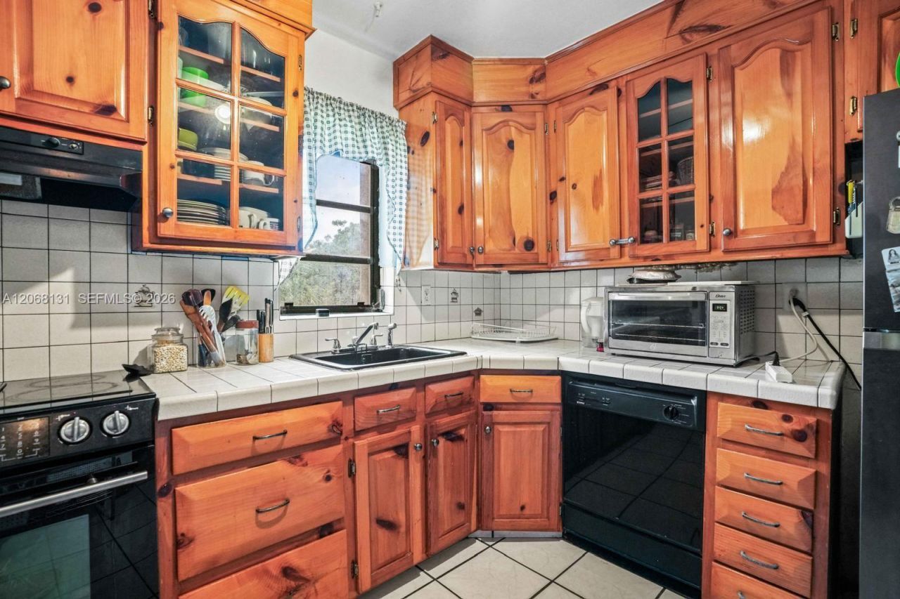 12547 NE 4th Ave , Unit 1, North Miami, FL 33161 Photo